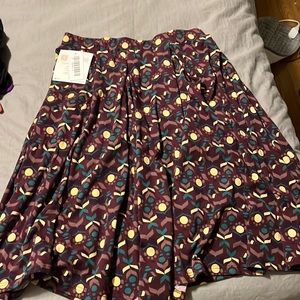 Lularoe madison skirt with POCKETS!